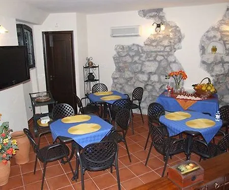 Mamma Maria 3* Taormina